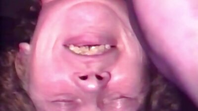 Femeia îl invită pe fratele vitreg negru să o facă pe cale orală și vaginală